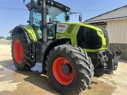 Claas AXION 810