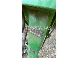 John Deere 331