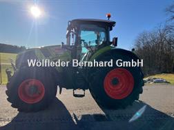 Claas AXION 850