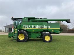 John Deere T 660
