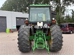 John Deere 4050