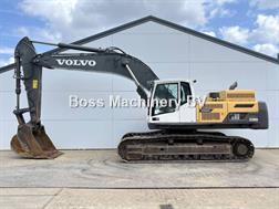 Volvo EC380DL - Automatic Greasing / Quick Coupler
