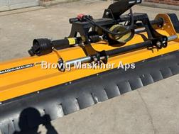 Mc Connel Magnum Euro 250 Med hydr. sideforskydning