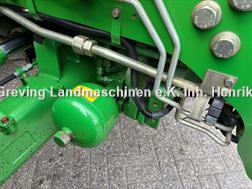 John Deere 6175R