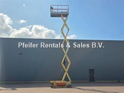 JLG 3246ES Electric, 11.7m Working Height, 320kg Capac