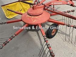 Pöttinger SK246 Kreiselschwader 301