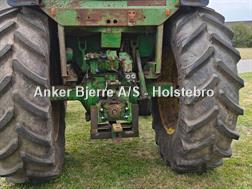 John Deere 4230