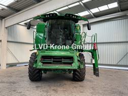 John Deere T 670