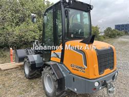 Giant G2700HD PLUS CABINE