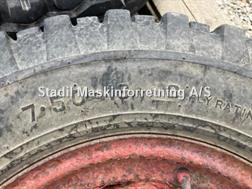 Dunlop 7.50-16