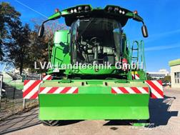John Deere T 670