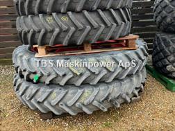 Alliance 320/90R54