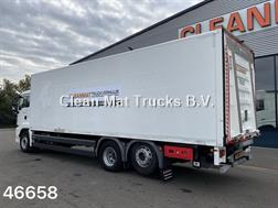 Man TGS 26.330 6x2 met DHollandia laadklep